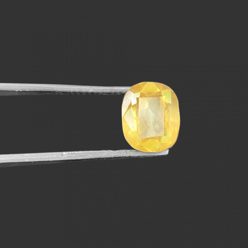 Yellow Hessonite (Gaumutra Gomed) Gemstone - 3.90 carats