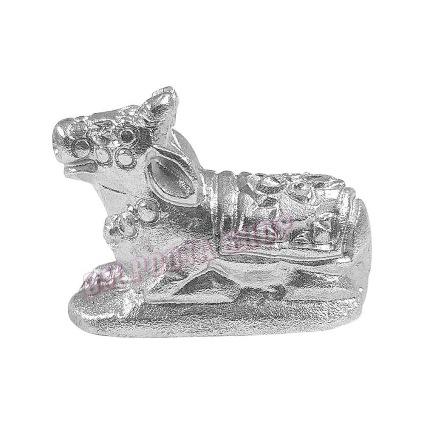 Nandi Statue in Parad