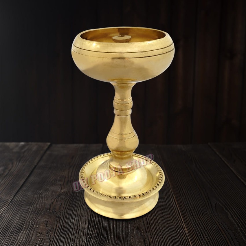 Aaradhya Payli Brass Standing Diya