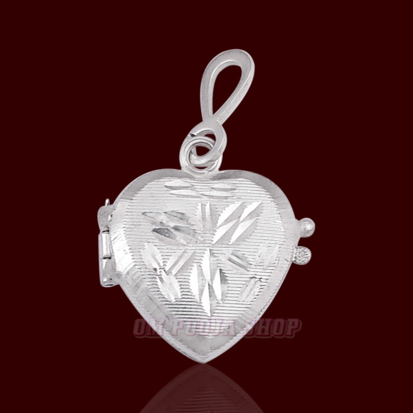 Openable Heart Shape Pendant in Sterling Silver