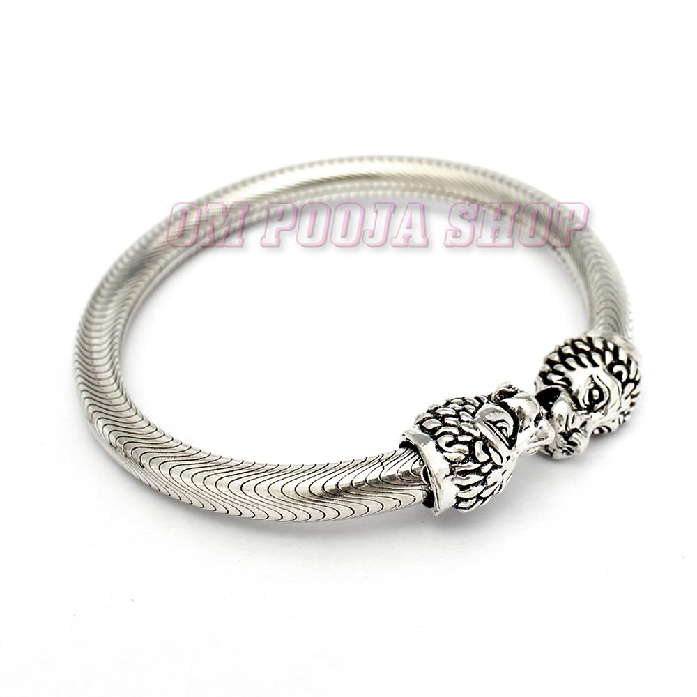 loin head designer bracelet in silver 1