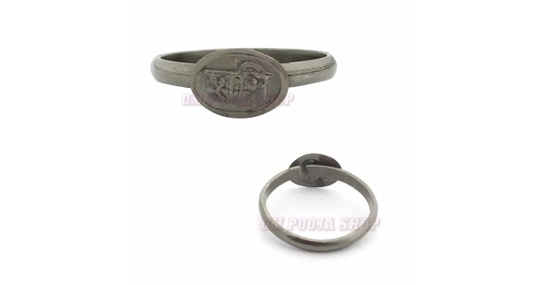 Amazon.com: JV trader's Black Horse Shoe Iron Ring Shani Dosh Niwaran Kale  Ghode ki Naal Ka Challa (Ring Size 20) : Clothing, Shoes & Jewelry